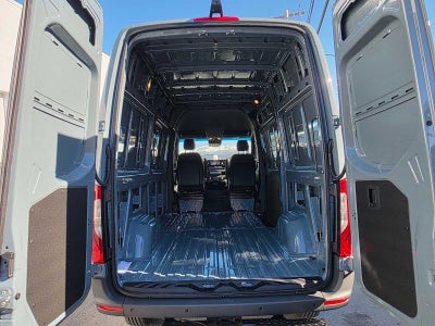 2026 Mercedes-Benz Sprinter Cargo 2500 Standard Roof I4 Diesel HO 144 AWD