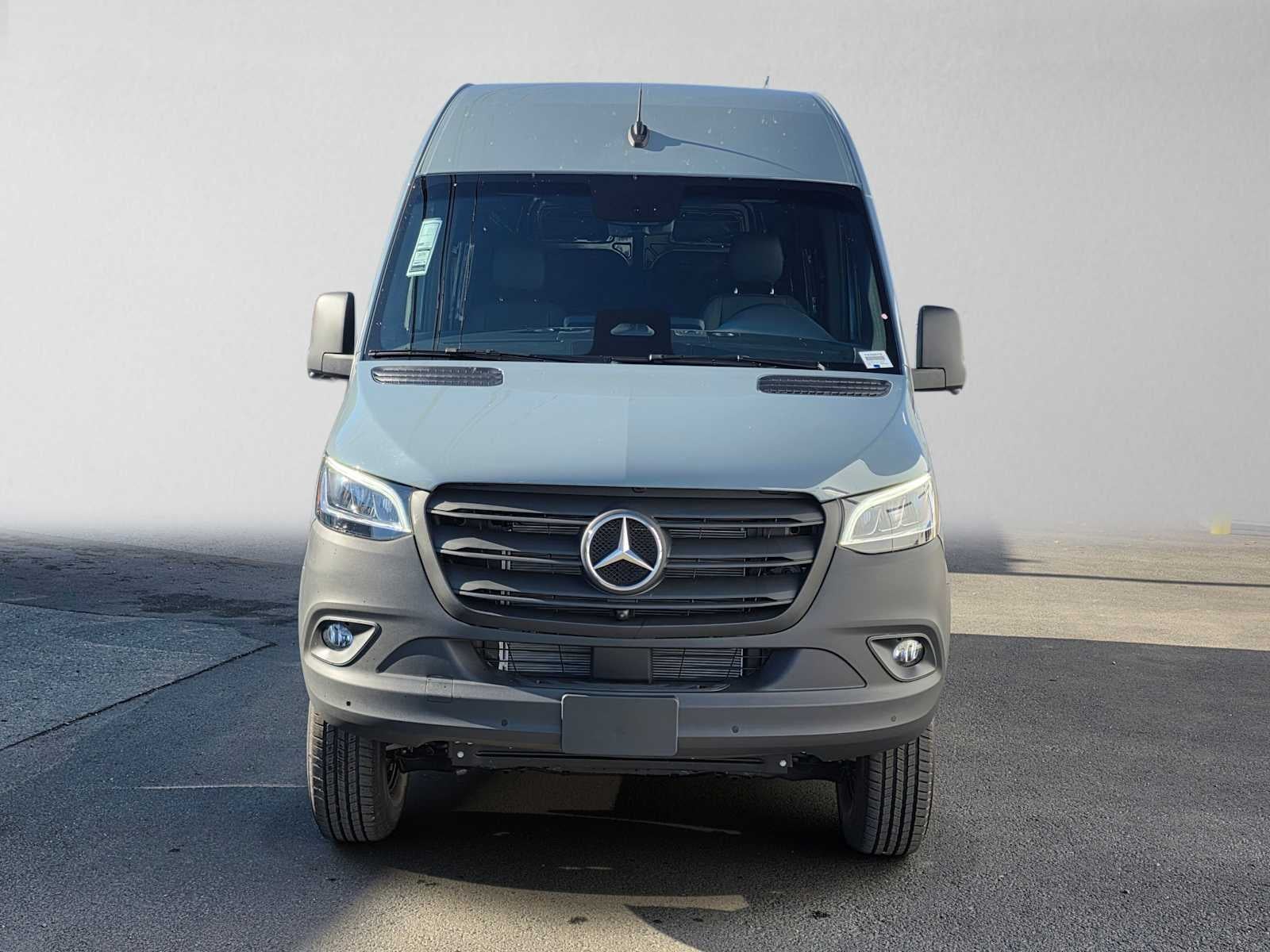 2026 Mercedes-Benz Sprinter Cargo 2500 Standard Roof I4 Diesel HO 144 AWD