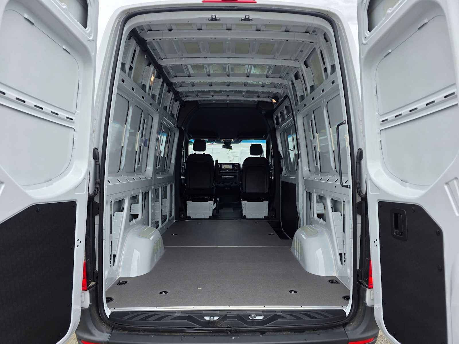 2025 Mercedes-Benz Sprinter Cargo Van 2500 Standard Roof I4 Diesel HO 144 AWD