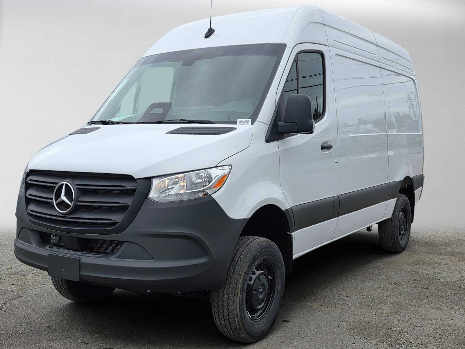2025 Mercedes-Benz Sprinter Cargo Van 2500 Standard Roof I4 Diesel HO 144 AWD