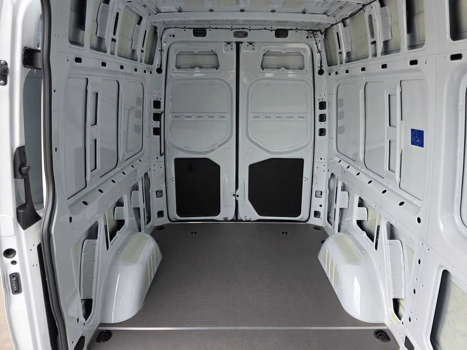 2025 Mercedes-Benz Sprinter Cargo Van 2500 Standard Roof I4 Diesel HO 144 AWD