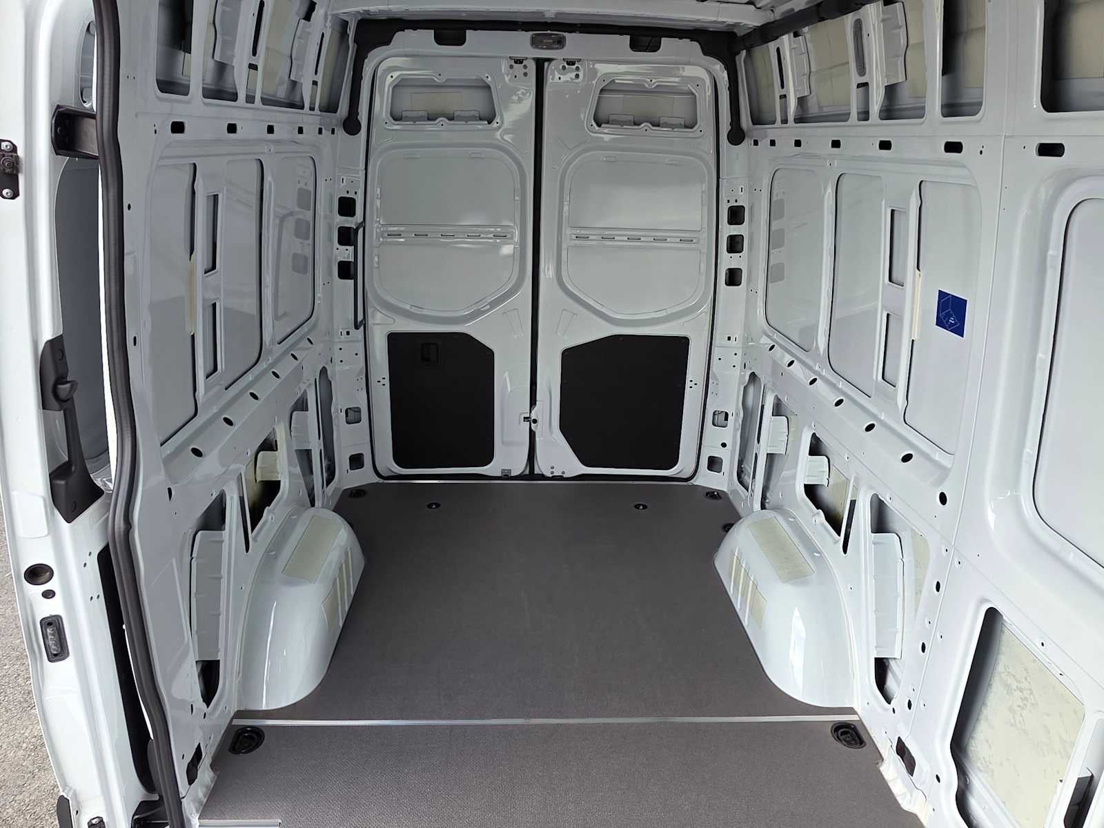 2025 Mercedes-Benz Sprinter Cargo Van 2500 Standard Roof I4 Diesel HO 144 AWD