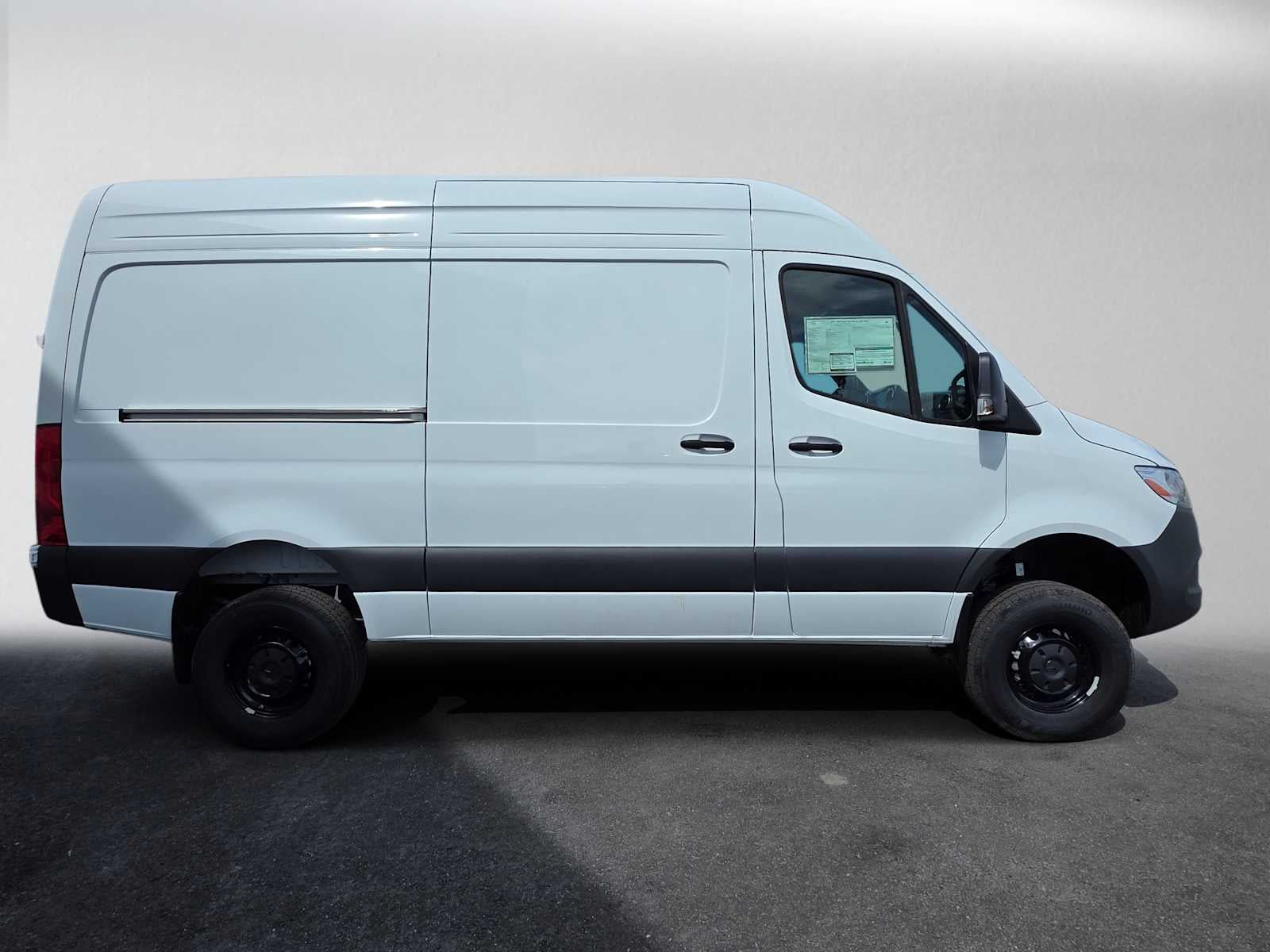 2025 Mercedes-Benz Sprinter Cargo Van 2500 Standard Roof I4 Diesel HO 144 AWD