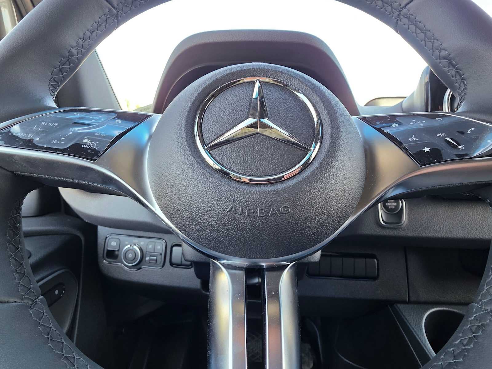 2026 Mercedes-Benz Sprinter 2500 Standard Roof I4 Diesel HO 144 AWD