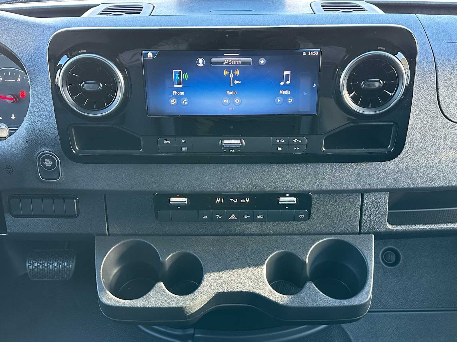 2026 Mercedes-Benz Sprinter 2500 Standard Roof I4 Diesel HO 144" AWD