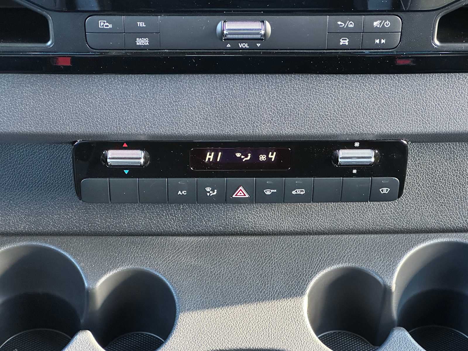 2026 Mercedes-Benz Sprinter 2500 Standard Roof I4 Diesel HO 144" AWD