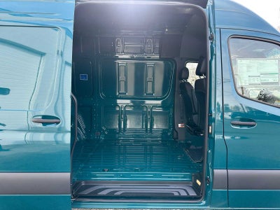 2026 Mercedes-Benz Sprinter 2500 Standard Roof I4 Diesel HO 144 AWD