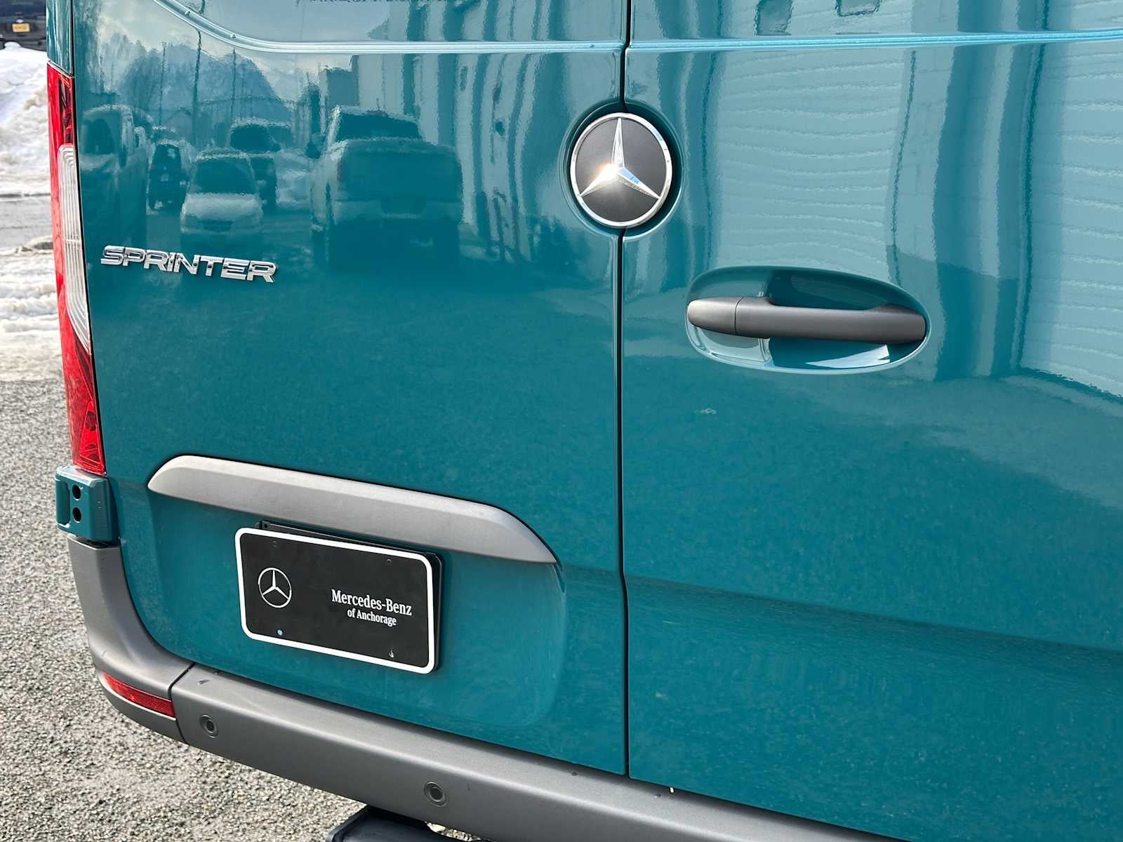 2026 Mercedes-Benz Sprinter 2500 Standard Roof I4 Diesel HO 144 AWD