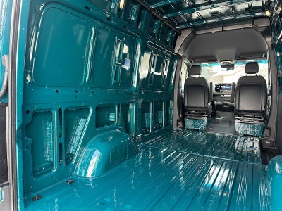 2026 Mercedes-Benz Sprinter 2500 Standard Roof I4 Diesel HO 144 AWD