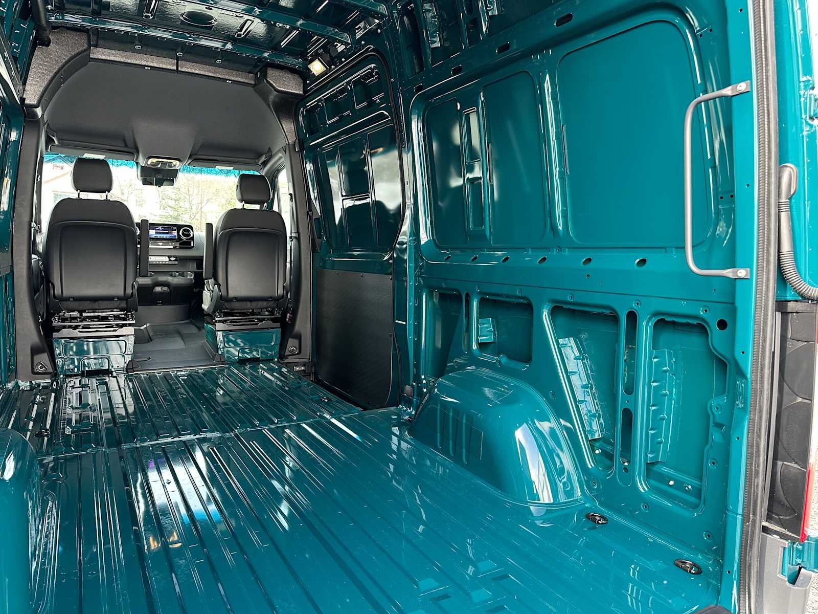 2026 Mercedes-Benz Sprinter 2500 Standard Roof I4 Diesel HO 144 AWD