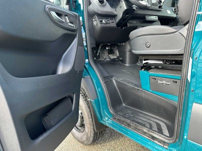 2026 Mercedes-Benz Sprinter 2500 Standard Roof I4 Diesel HO 144 AWD