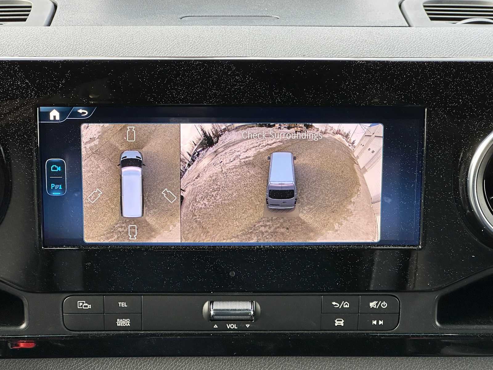 2026 Mercedes-Benz Sprinter 2500 Standard Roof I4 Diesel HO 144 AWD