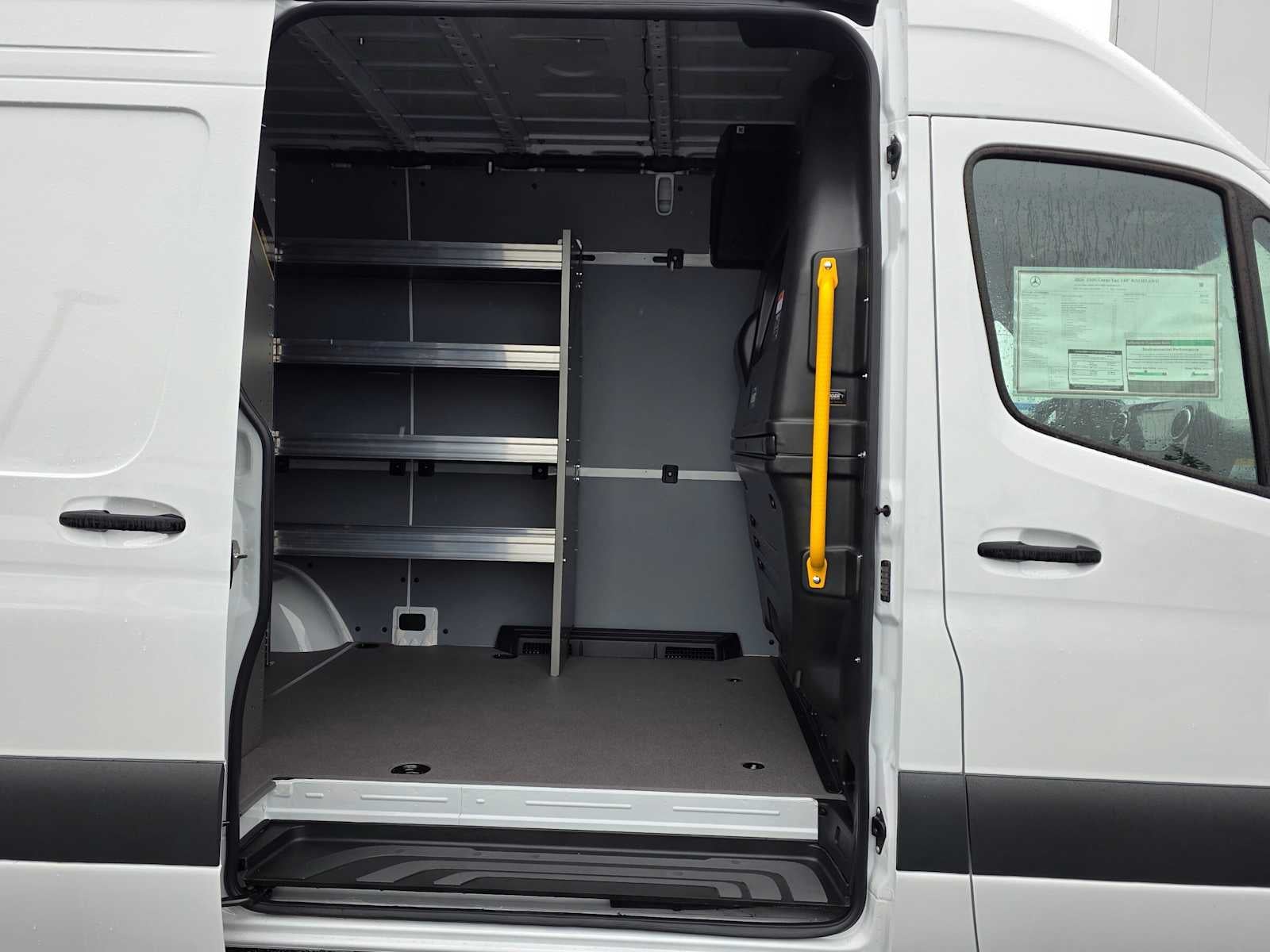 2026 Mercedes-Benz Sprinter 2500 Standard Roof I4 Diesel HO 144 AWD