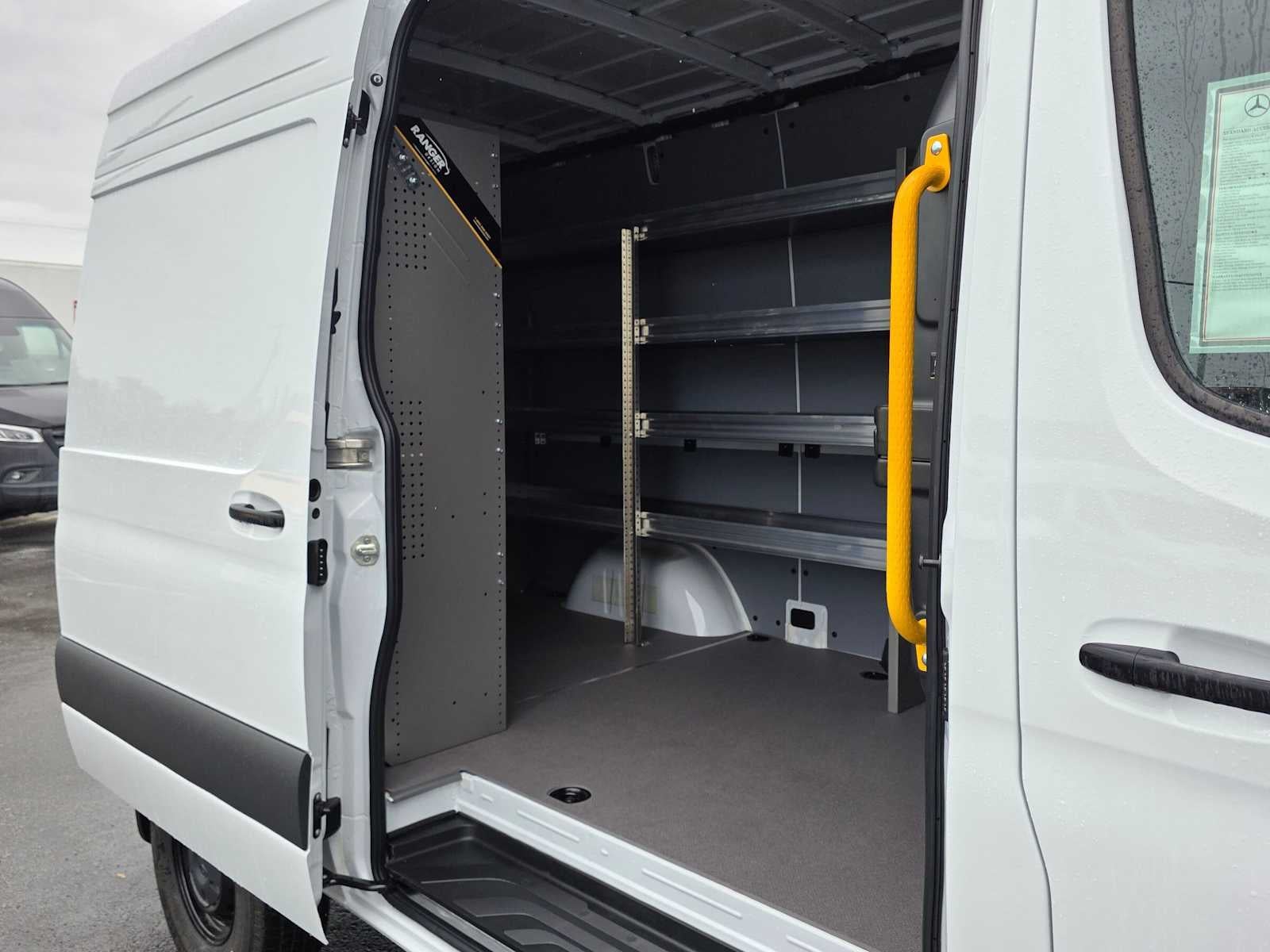 2026 Mercedes-Benz Sprinter 2500 Standard Roof I4 Diesel HO 144 AWD