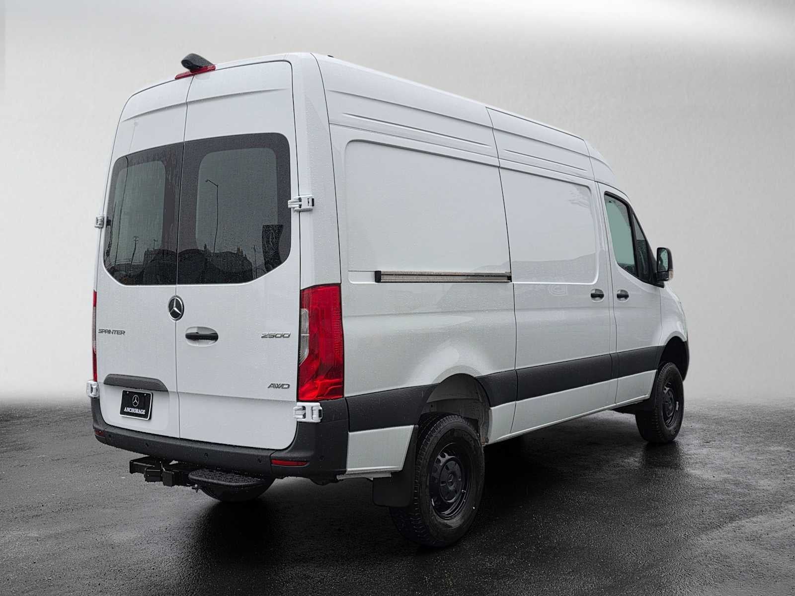 2026 Mercedes-Benz Sprinter Cargo 2500 Standard Roof I4 Diesel HO 144 AWD