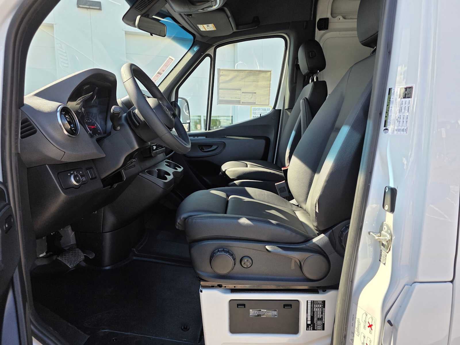 2025 Mercedes-Benz Sprinter Cargo Van 2500 Standard Roof I4 Diesel HO 144 AWD