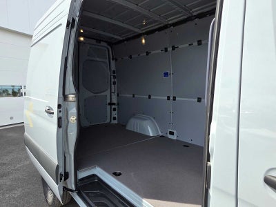2025 Mercedes-Benz Sprinter Cargo Van 2500 Standard Roof I4 Diesel HO 144 AWD