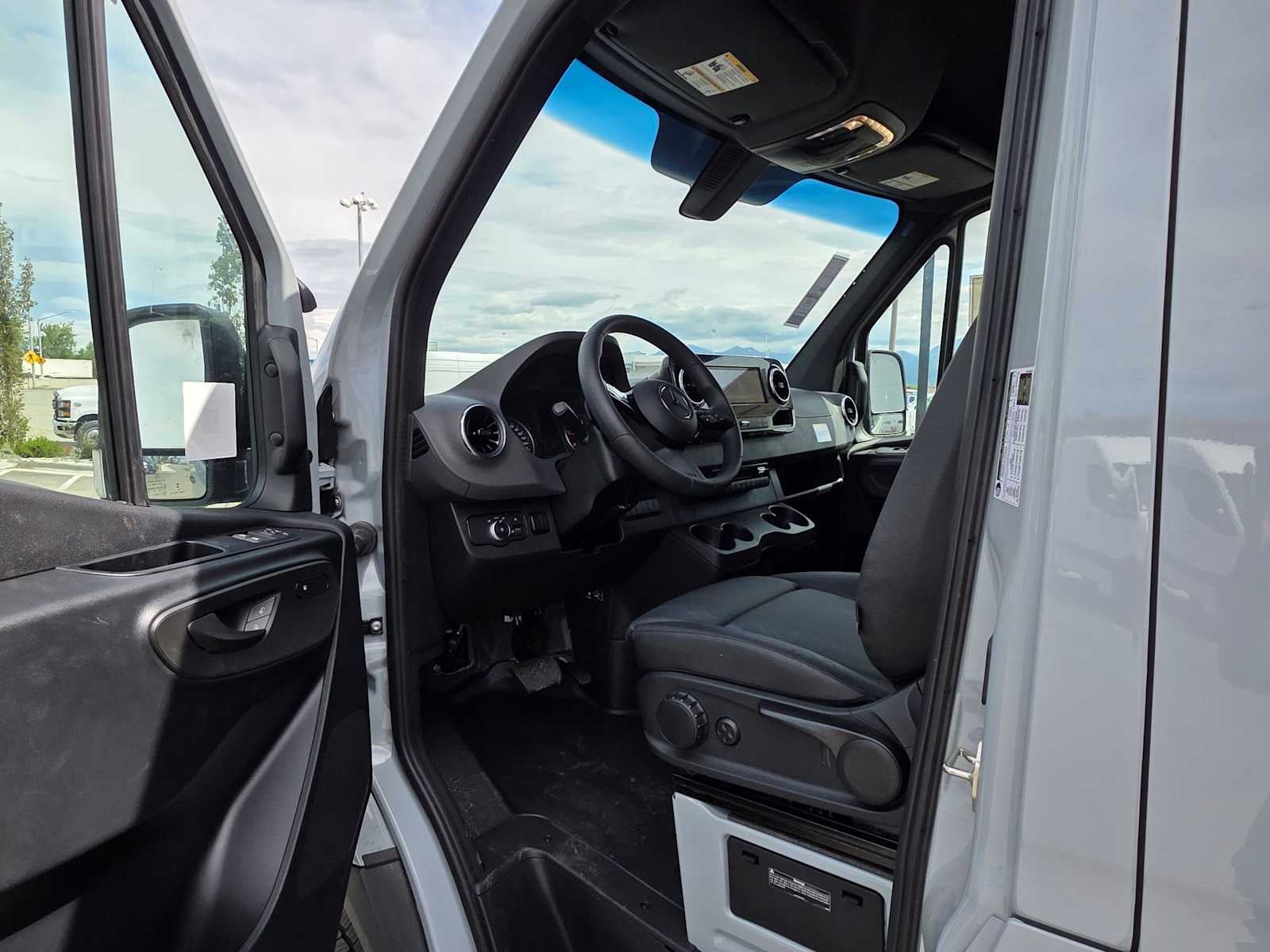 2025 Mercedes-Benz Sprinter Cargo Van 2500 Standard Roof I4 Diesel HO 144 AWD