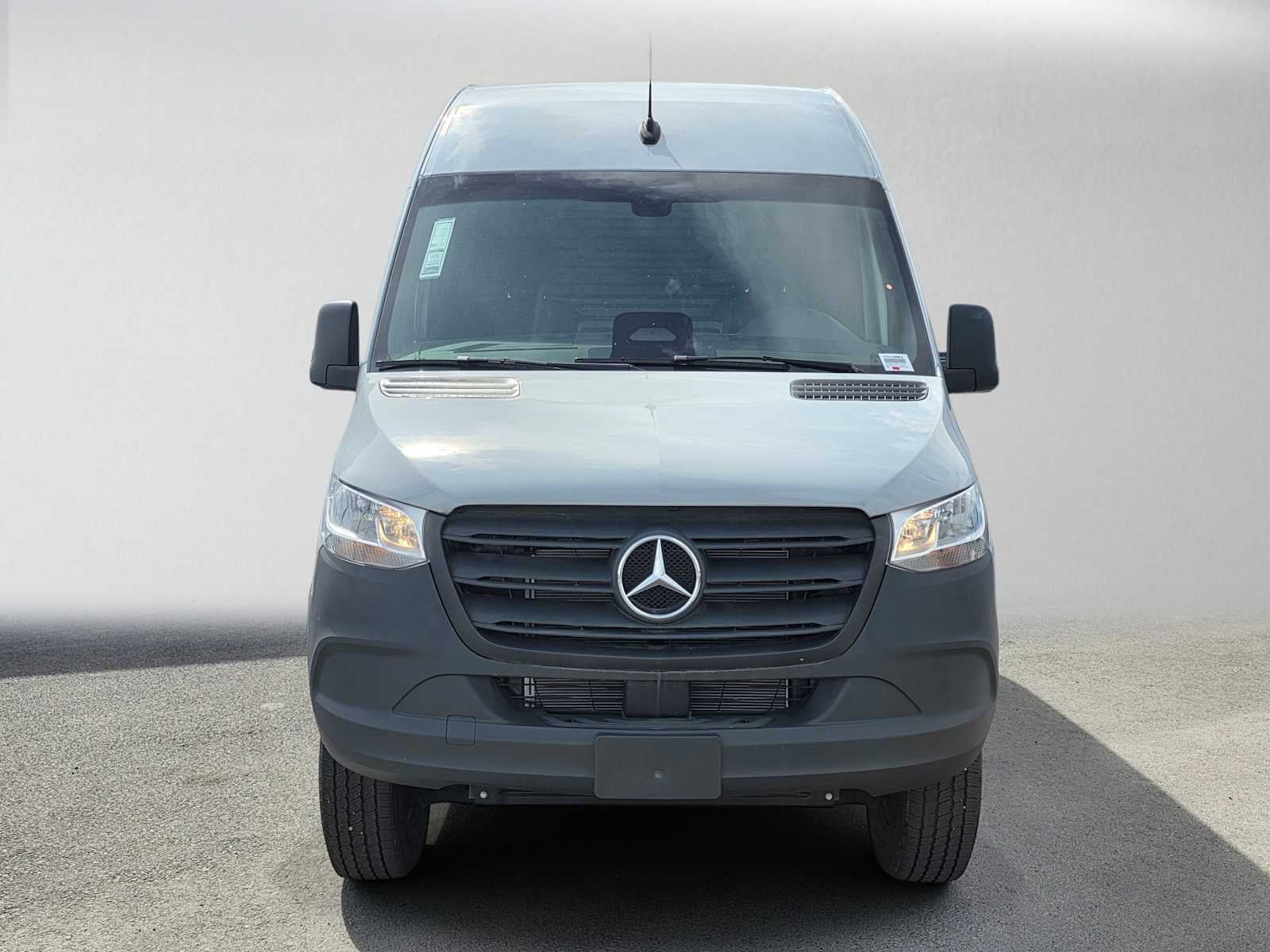 2025 Mercedes-Benz Sprinter Cargo Van 2500 Standard Roof I4 Diesel HO 144 AWD