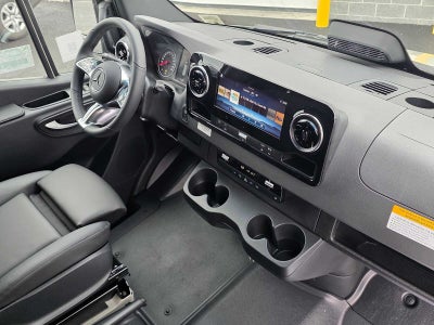 2026 Mercedes-Benz Sprinter 2500 Standard Roof I4 Diesel HO 144 AWD