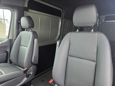 2026 Mercedes-Benz Sprinter 2500 Standard Roof I4 Diesel HO 144 AWD