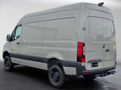 2026 Mercedes-Benz Sprinter 2500 Standard Roof I4 Diesel HO 144 AWD
