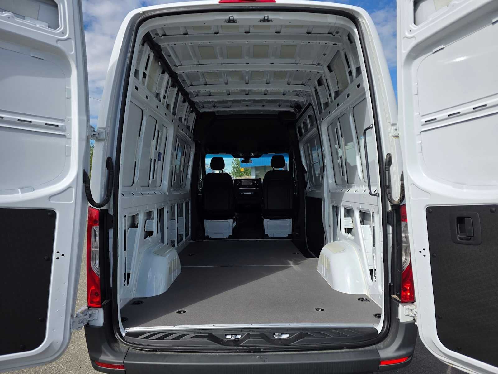 2025 Mercedes-Benz Sprinter Cargo Van 2500 Standard Roof I4 Diesel HO 144 AWD