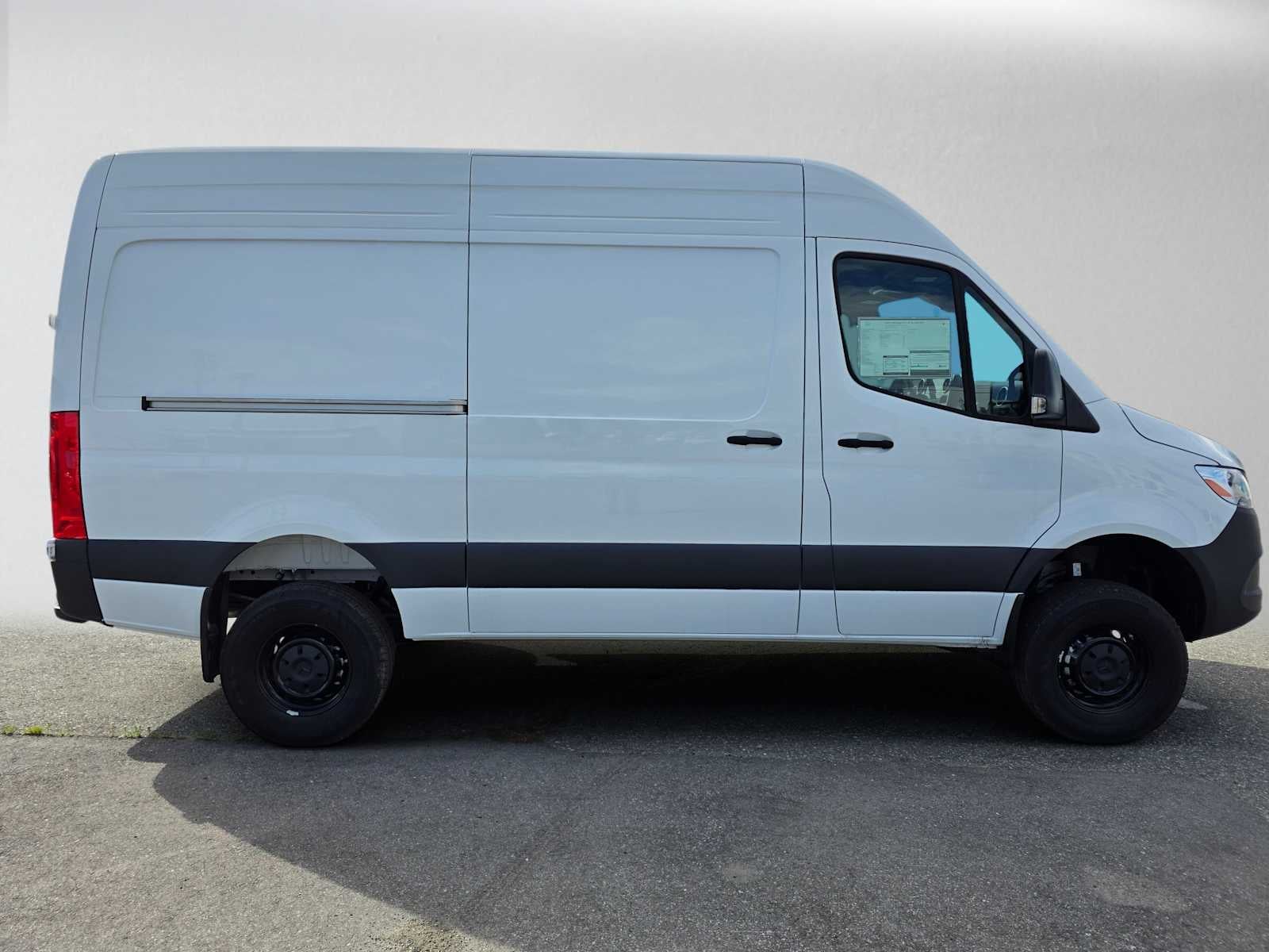 2025 Mercedes-Benz Sprinter Cargo Van 2500 Standard Roof I4 Diesel HO 144 AWD