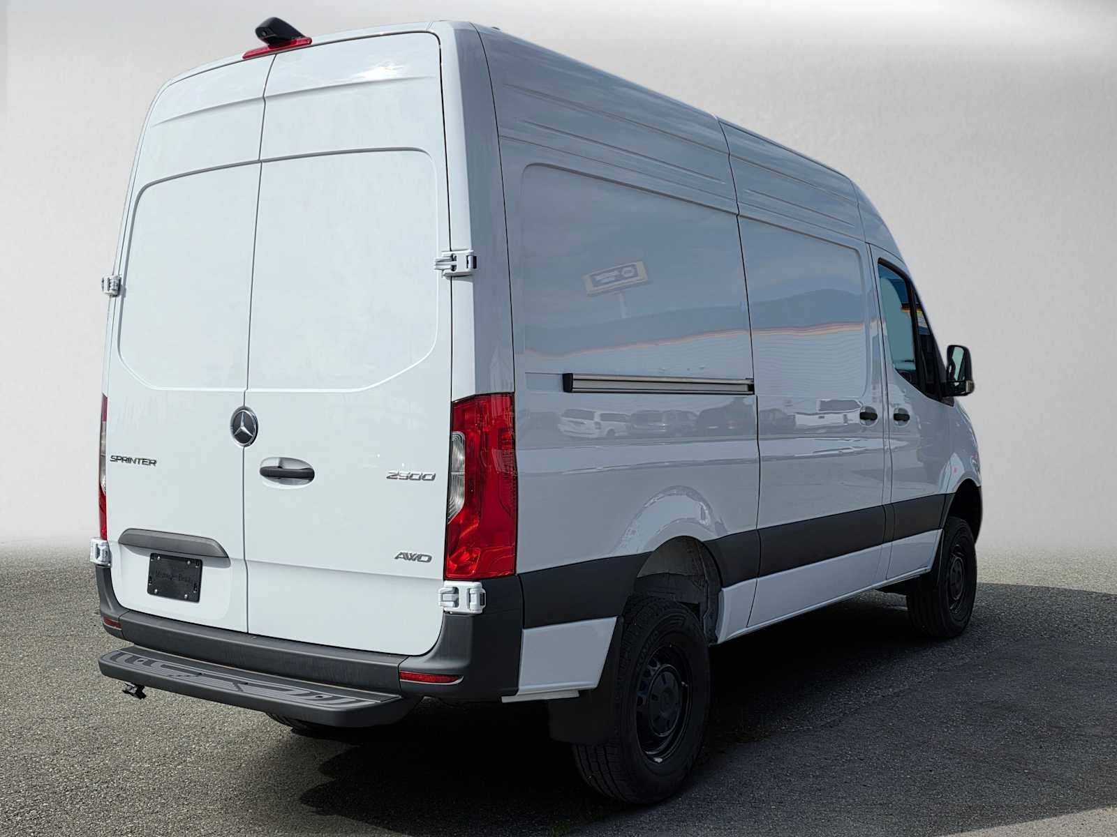 2025 Mercedes-Benz Sprinter Cargo Van 2500 Standard Roof I4 Diesel HO 144 AWD