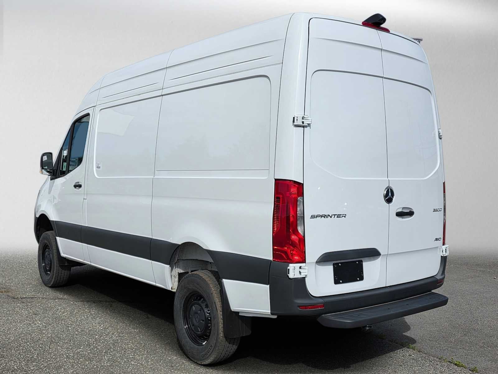 2025 Mercedes-Benz Sprinter Cargo Van 2500 Standard Roof I4 Diesel HO 144 AWD