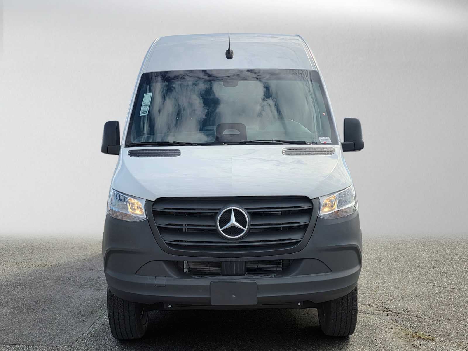 2025 Mercedes-Benz Sprinter Cargo Van 2500 Standard Roof I4 Diesel HO 144 AWD