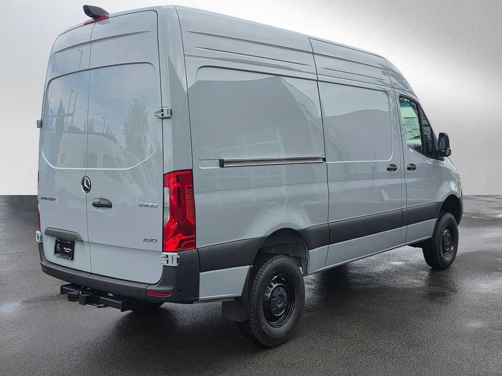 2026 Mercedes-Benz Sprinter 2500 Standard Roof I4 Diesel HO 144 AWD