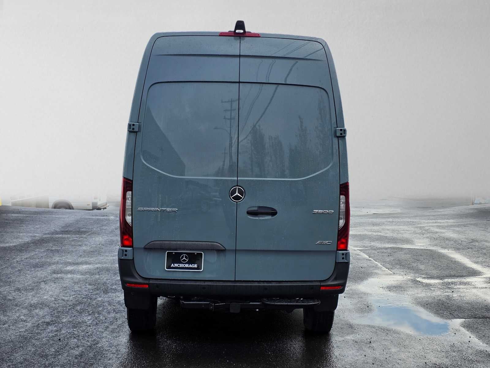 2026 Mercedes-Benz Sprinter Cargo 2500 Standard Roof I4 Diesel HO 144 AWD