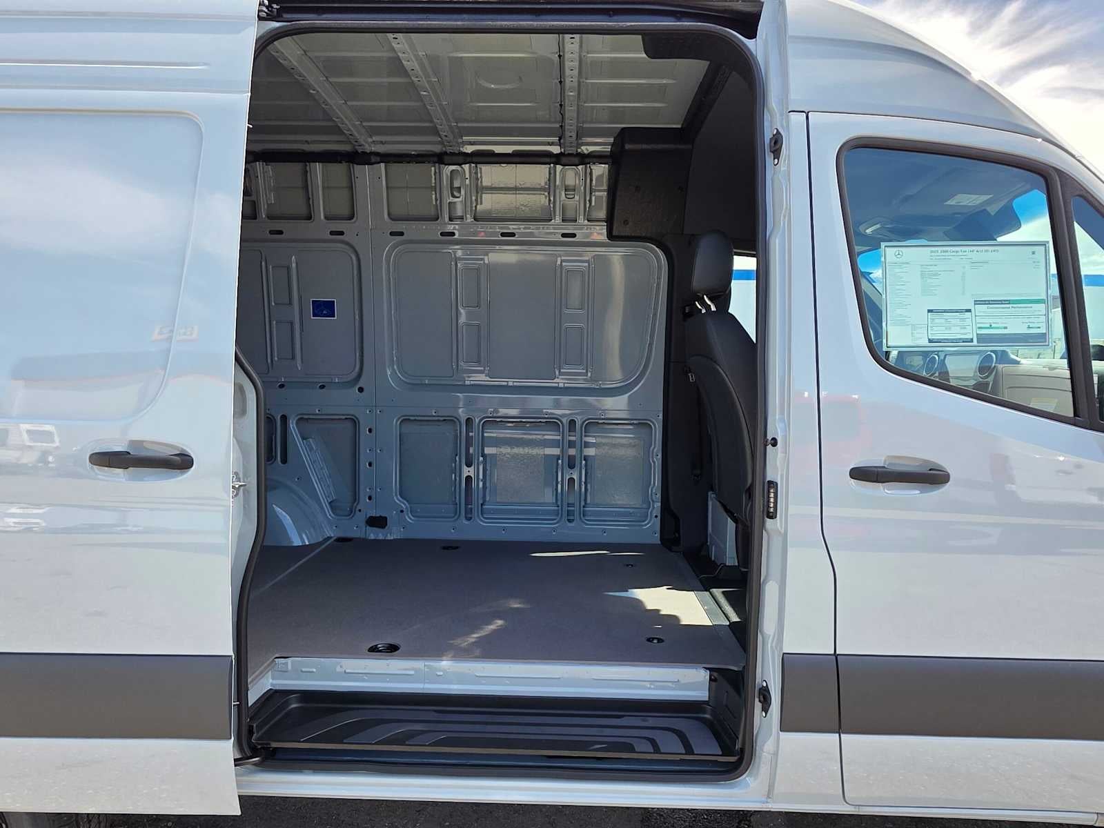 2025 Mercedes-Benz Sprinter Cargo Van 2500 Standard Roof I4 Diesel HO 144 AWD