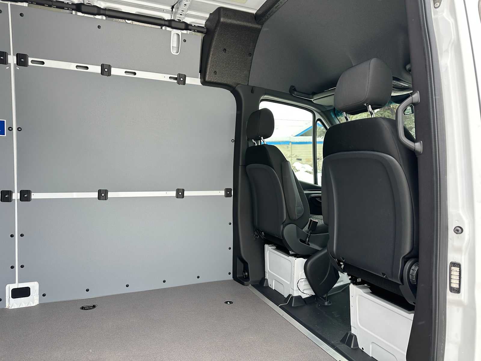 2025 Mercedes-Benz Sprinter 2500 Standard Roof I4 Diesel HO 144" AWD