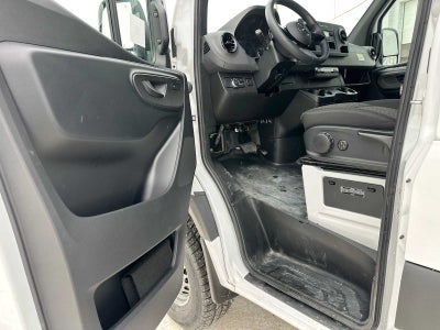 2025 Mercedes-Benz Sprinter 2500 Standard Roof I4 Diesel HO 144" AWD