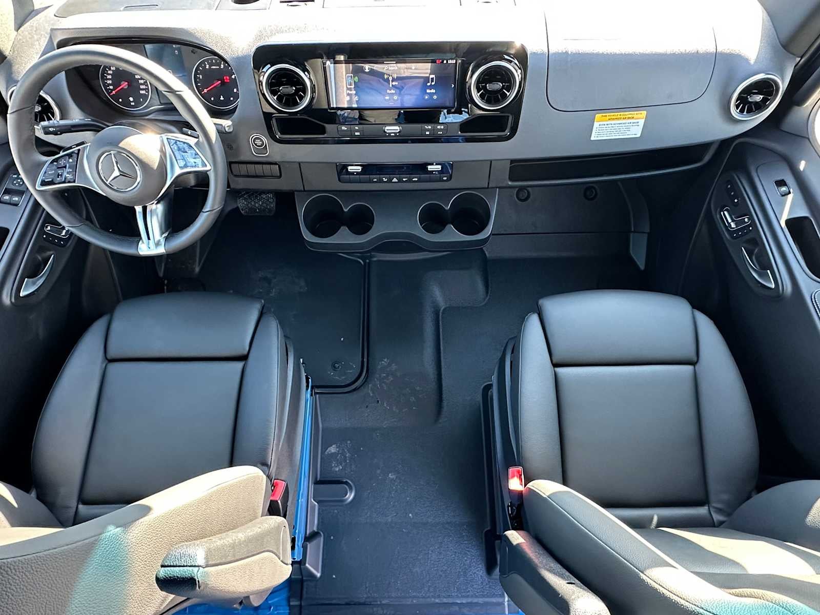 2026 Mercedes-Benz Sprinter 2500 Standard Roof I4 Diesel HO 144" AWD