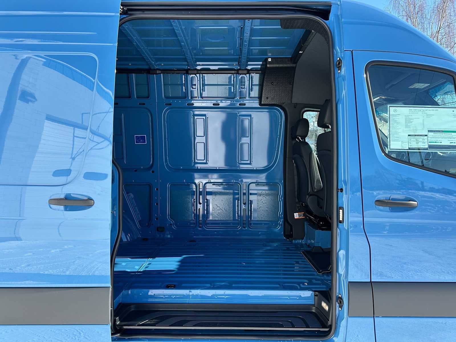 2026 Mercedes-Benz Sprinter 2500 Standard Roof I4 Diesel HO 144 AWD