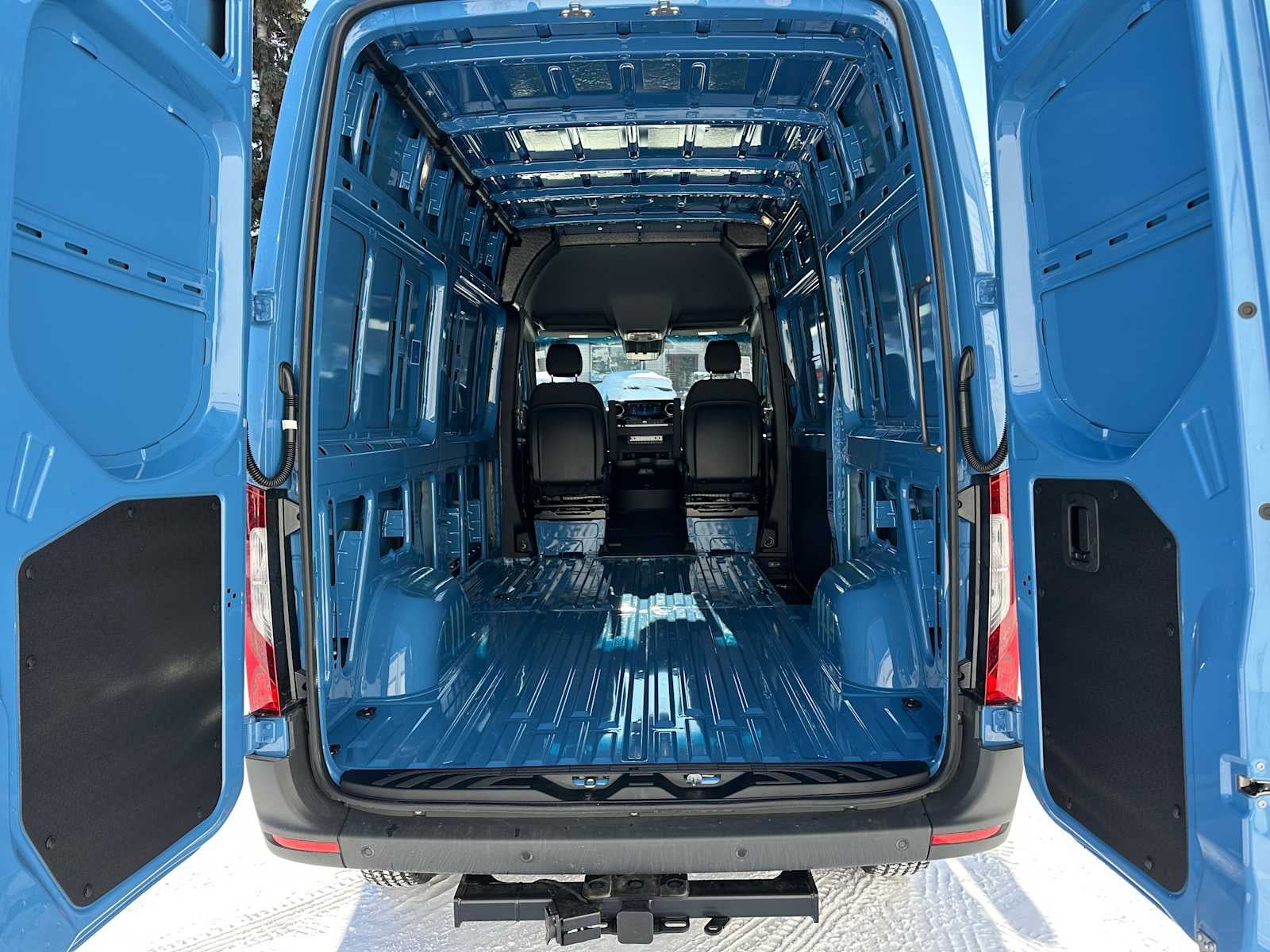 2026 Mercedes-Benz Sprinter 2500 Standard Roof I4 Diesel HO 144 AWD