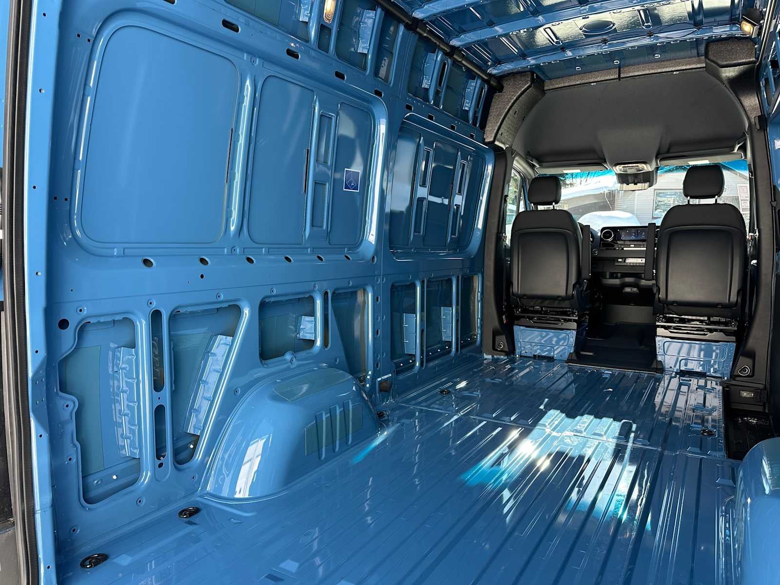 2026 Mercedes-Benz Sprinter 2500 Standard Roof I4 Diesel HO 144 AWD