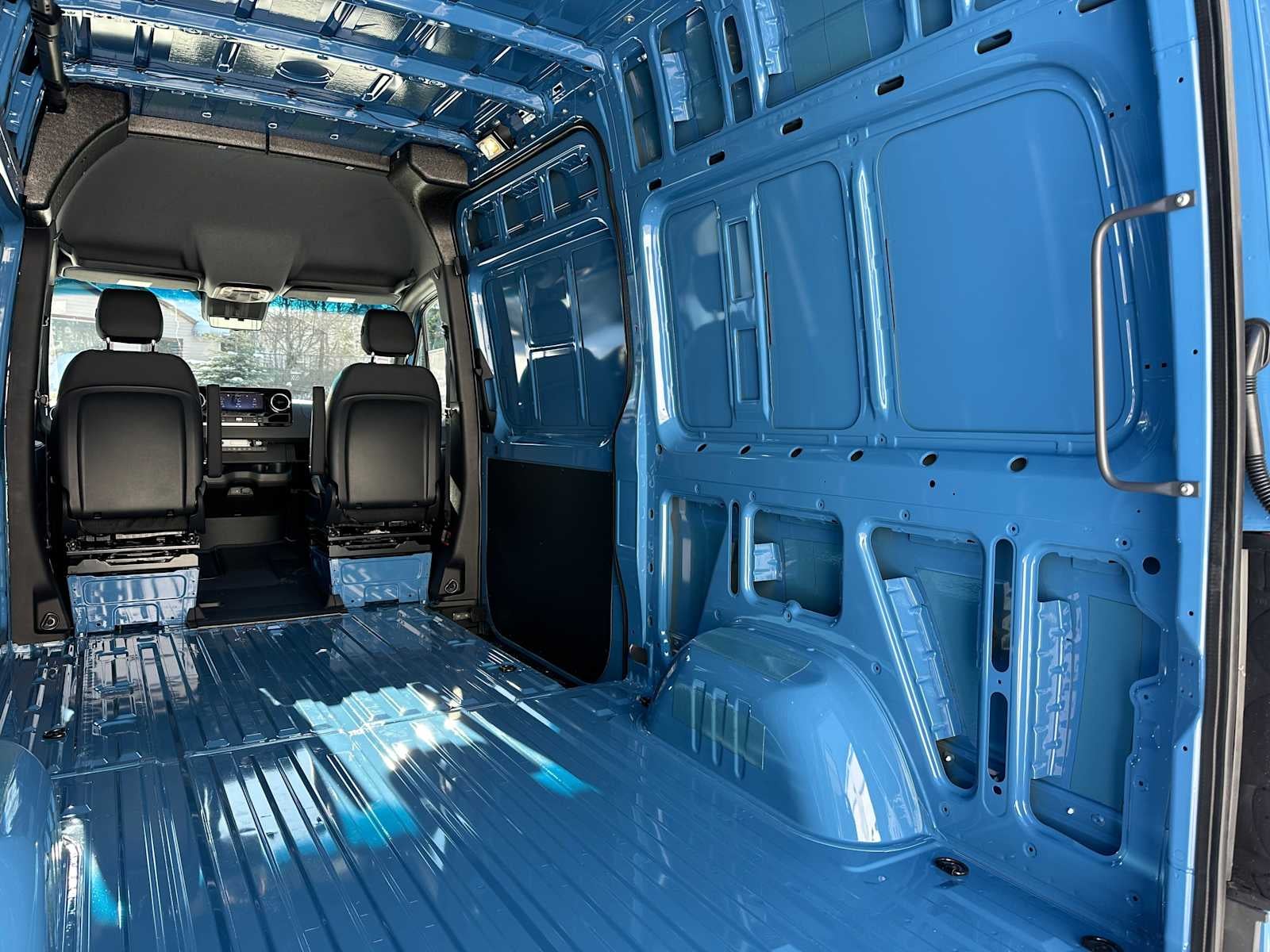 2026 Mercedes-Benz Sprinter 2500 Standard Roof I4 Diesel HO 144 AWD