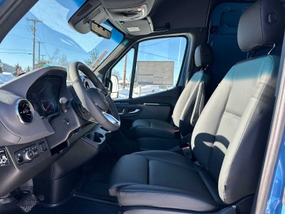 2026 Mercedes-Benz Sprinter 2500 Standard Roof I4 Diesel HO 144 AWD