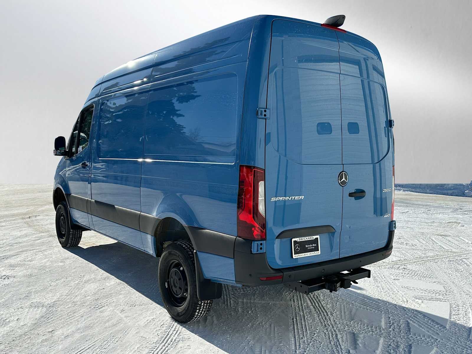 2026 Mercedes-Benz Sprinter 2500 Standard Roof I4 Diesel HO 144 AWD