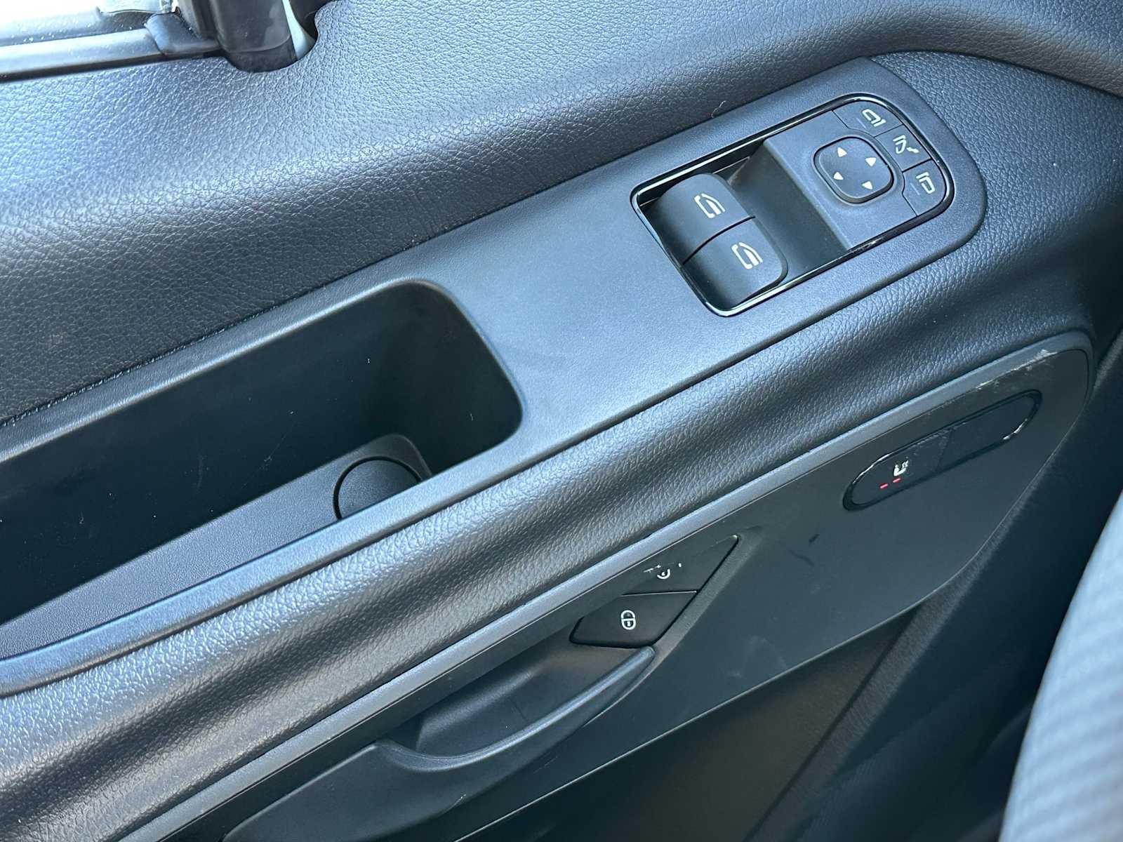 2025 Mercedes-Benz Sprinter Cargo Van 2500 Standard Roof I4 Diesel HO 144" AWD