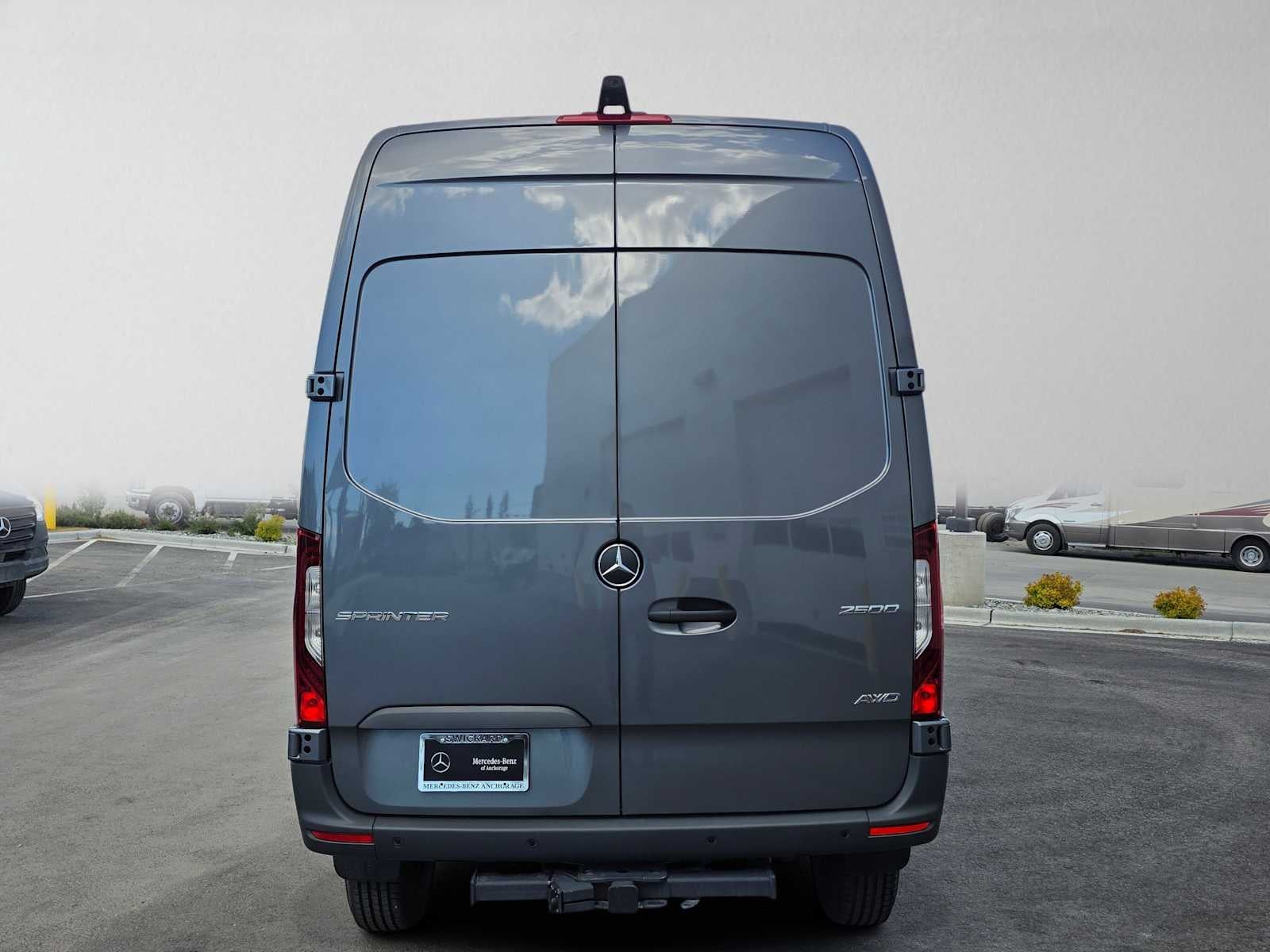 2026 Mercedes-Benz Sprinter 2500 Standard Roof I4 Diesel HO 144 AWD