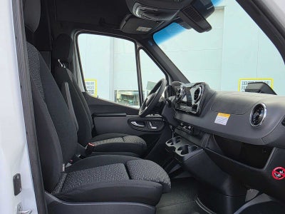 2026 Mercedes-Benz Sprinter Cargo 2500 Standard Roof I4 Diesel HO 144 AWD