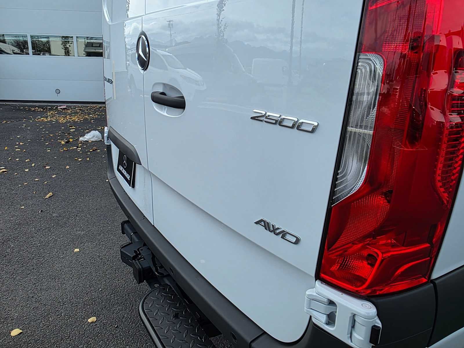 2026 Mercedes-Benz Sprinter Cargo 2500 Standard Roof I4 Diesel HO 144 AWD