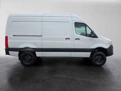 2026 Mercedes-Benz Sprinter Cargo 2500 Standard Roof I4 Diesel HO 144 AWD