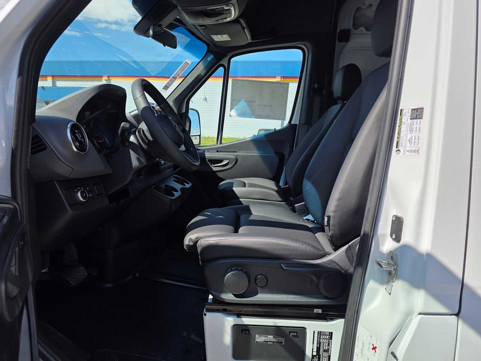 2025 Mercedes-Benz Sprinter Cargo Van 2500 Standard Roof I4 Diesel HO 144 AWD