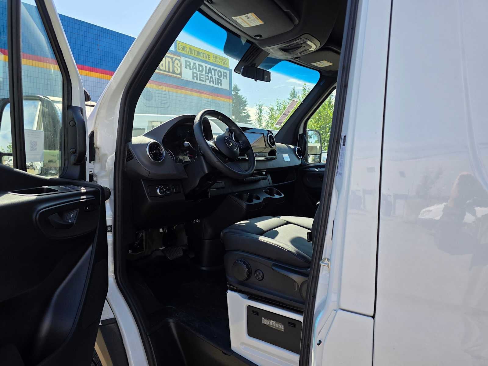 2025 Mercedes-Benz Sprinter Cargo Van 2500 Standard Roof I4 Diesel HO 144 AWD
